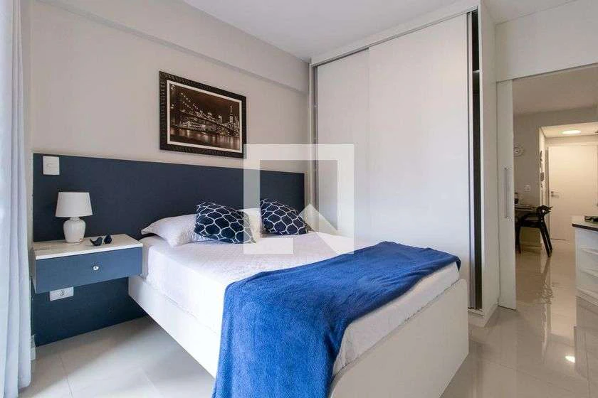Furnished apartment with an open kitchen and 1 bedroom — photo 6