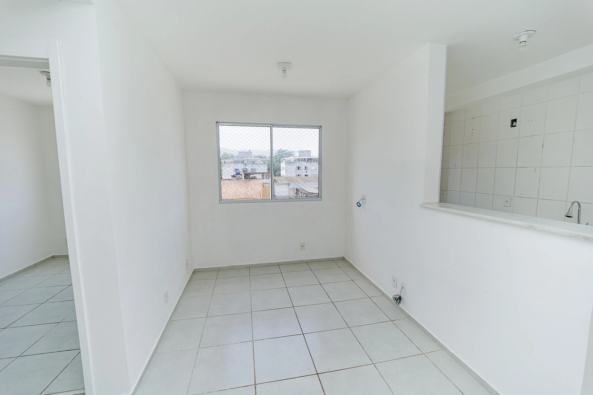Apartamento de 2 quartos em condomínio com piscina — photo 6