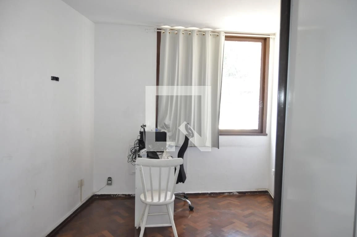 Rental apartment with 2 bedrooms and a private garden — photo 14