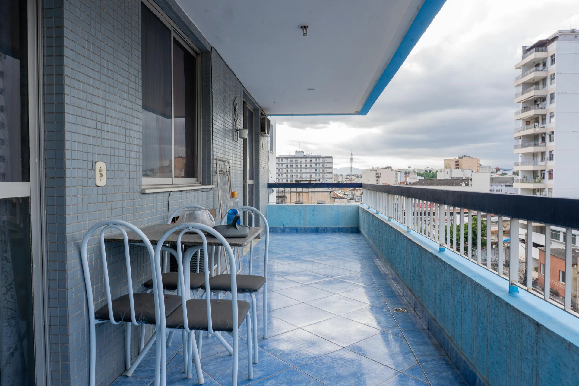 Apartamento mobiliado, 90 m², com máquina de lavar