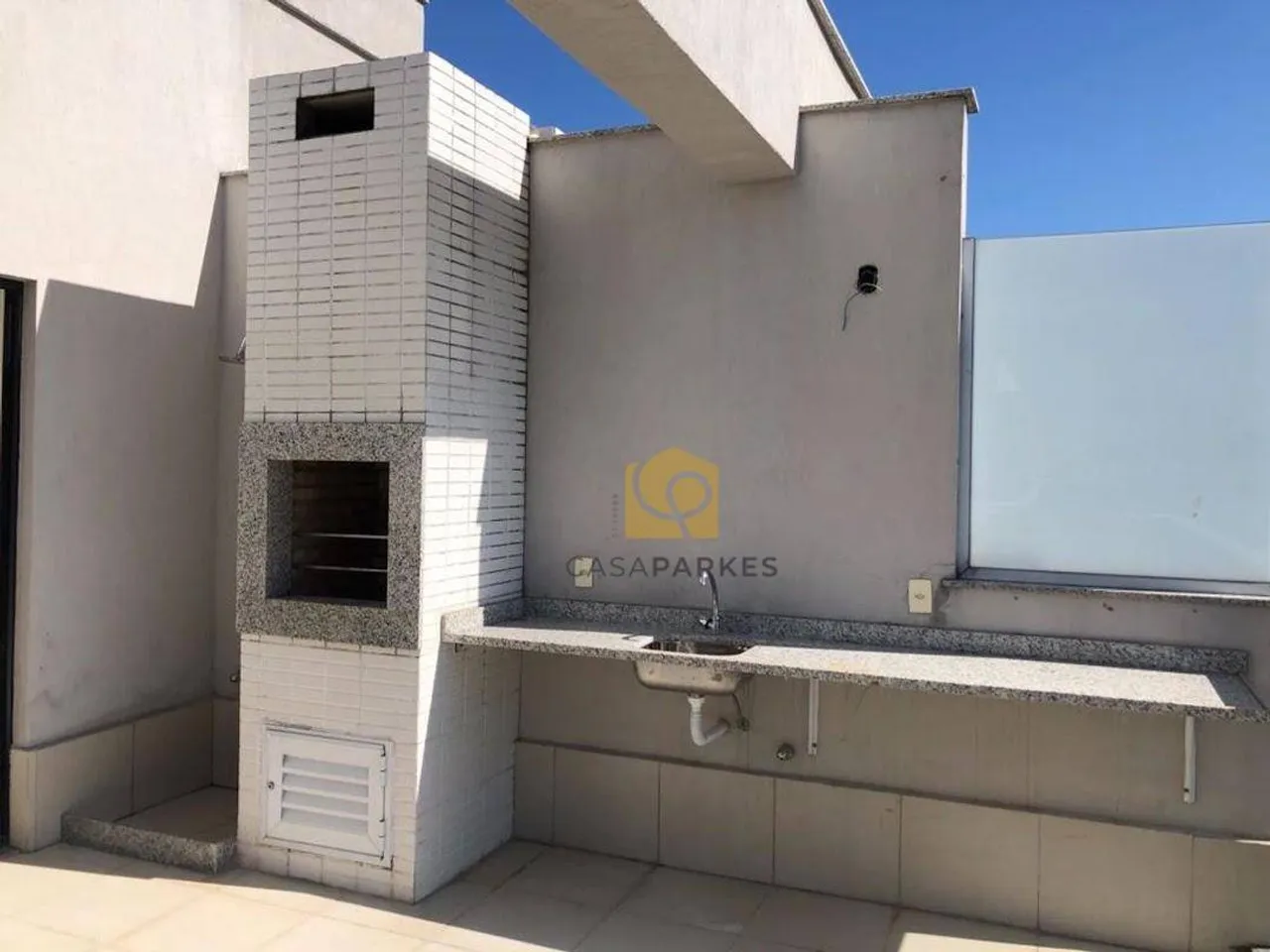 Unfurnished apartment with 3 bedrooms and balcony grill — photo 11