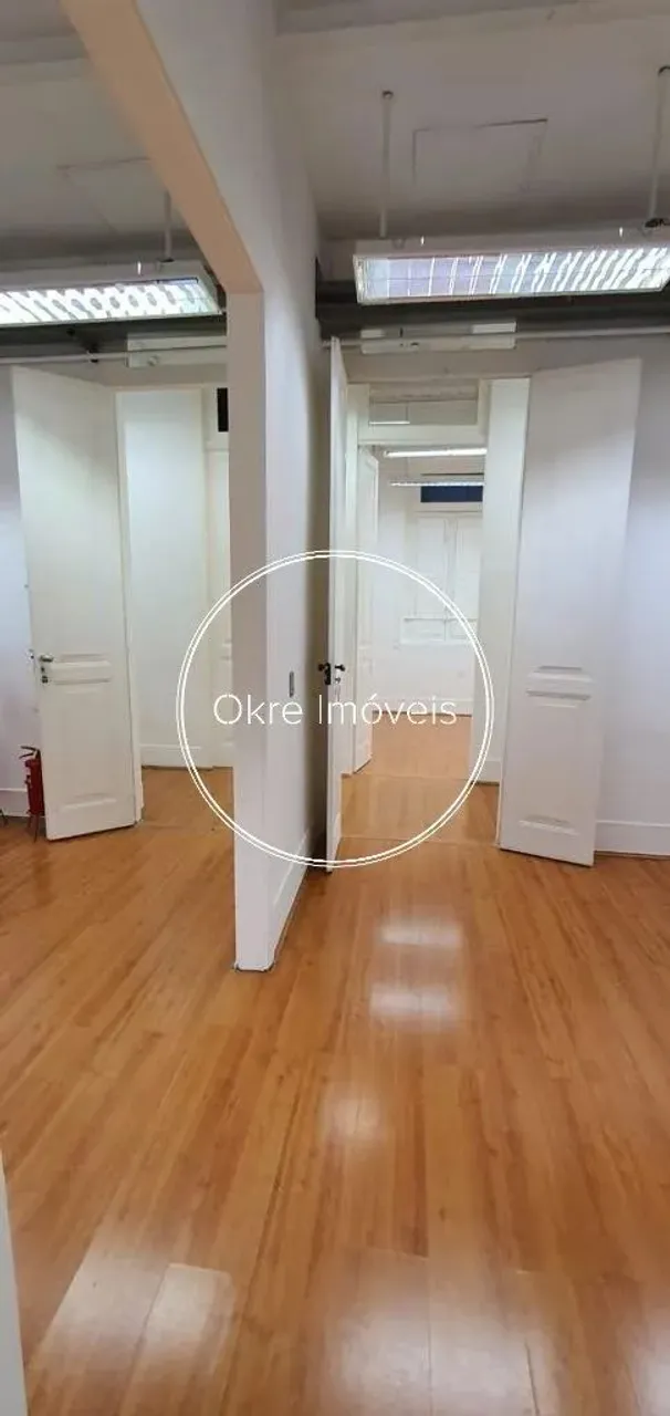 House with 1 bedroom and 5 bathrooms, 600 m² — photo 19