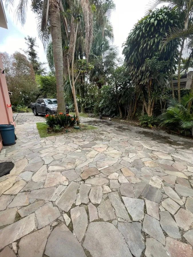 450 m² house with 4 bedrooms and 4 bathrooms — photo 29