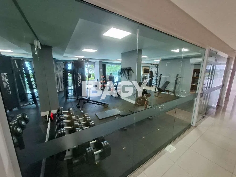Private pool in a 3-bedroom apartment, 105 m² — photo 3