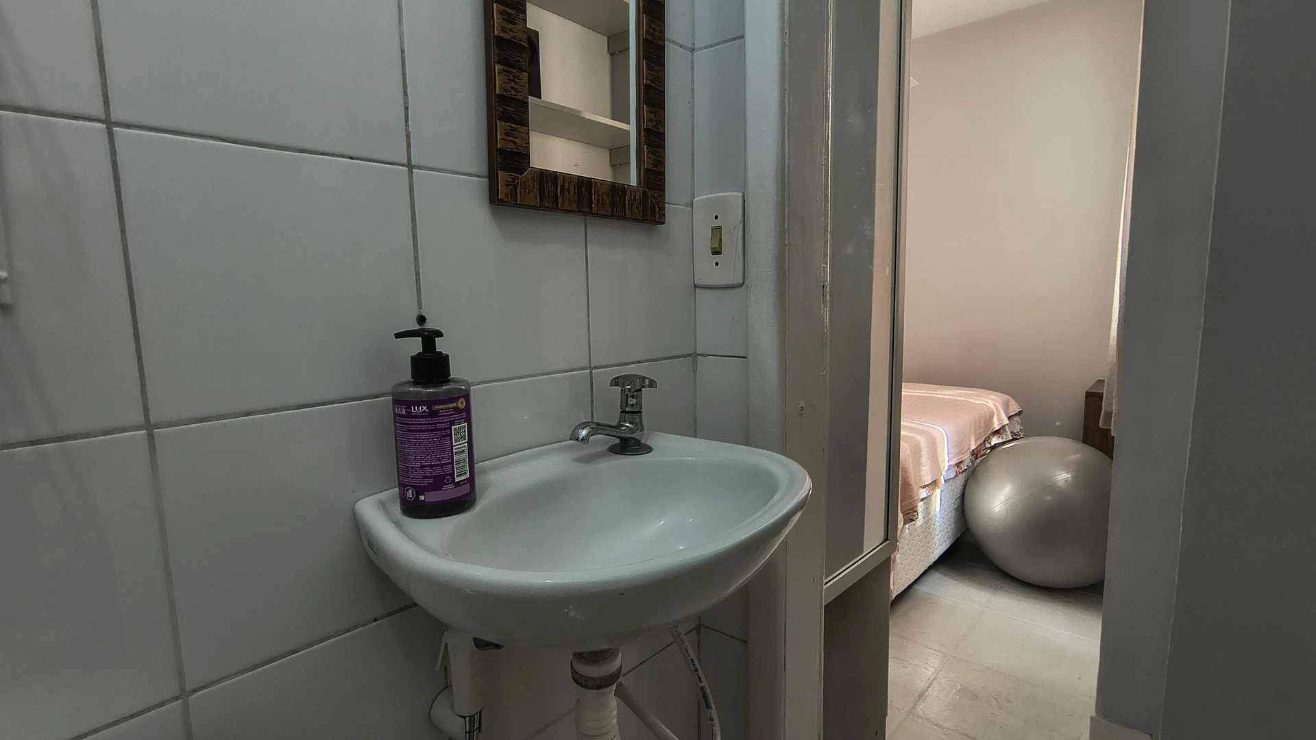 Apartamento mobiliado com mesa de trabalho e 4 quartos — photo 23
