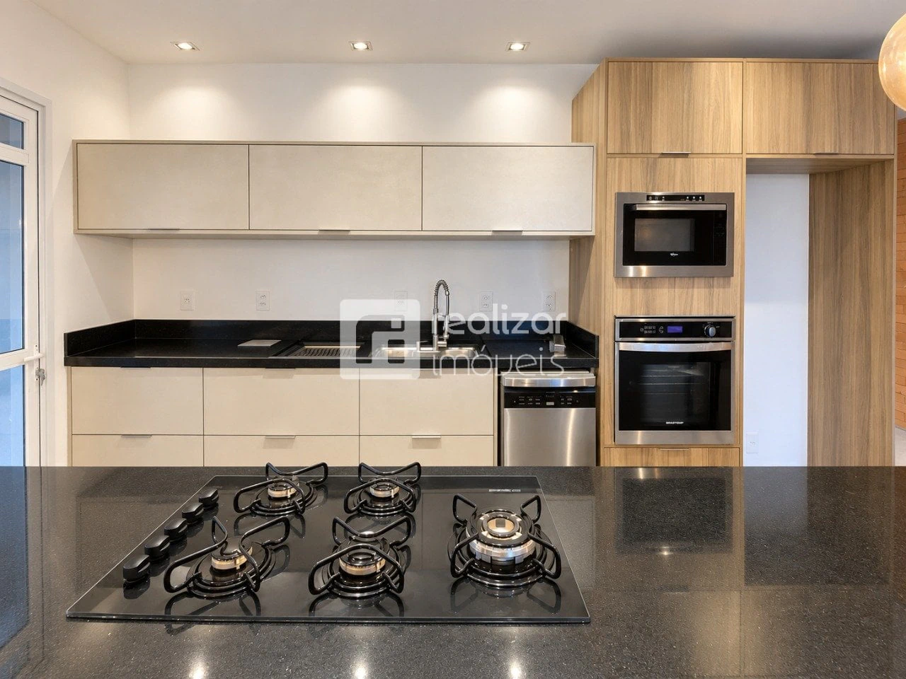 Apartment, 200 m², with a water view — photo 14