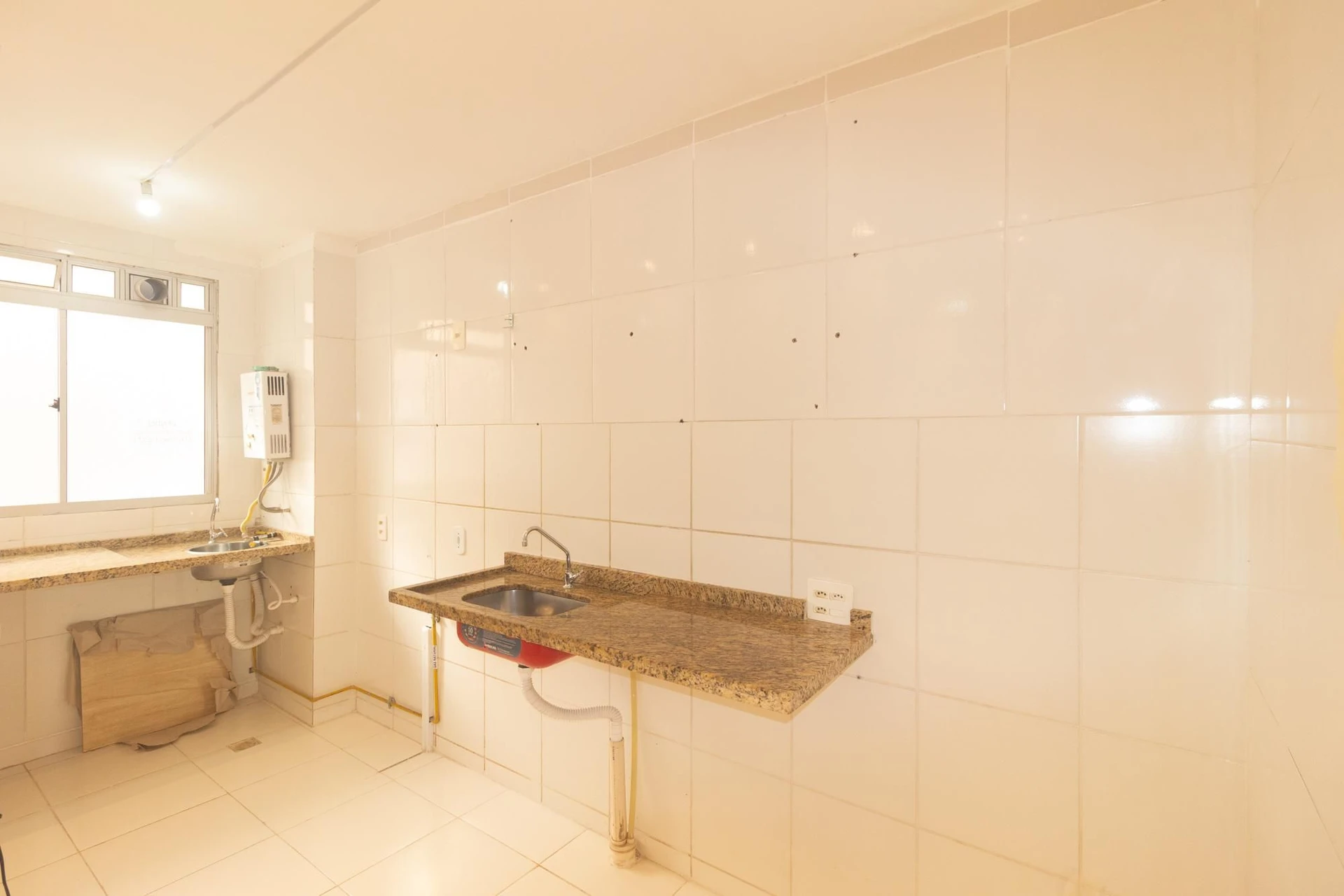Unfurnished 2-bedroom apartment with 1 parking space — photo 28