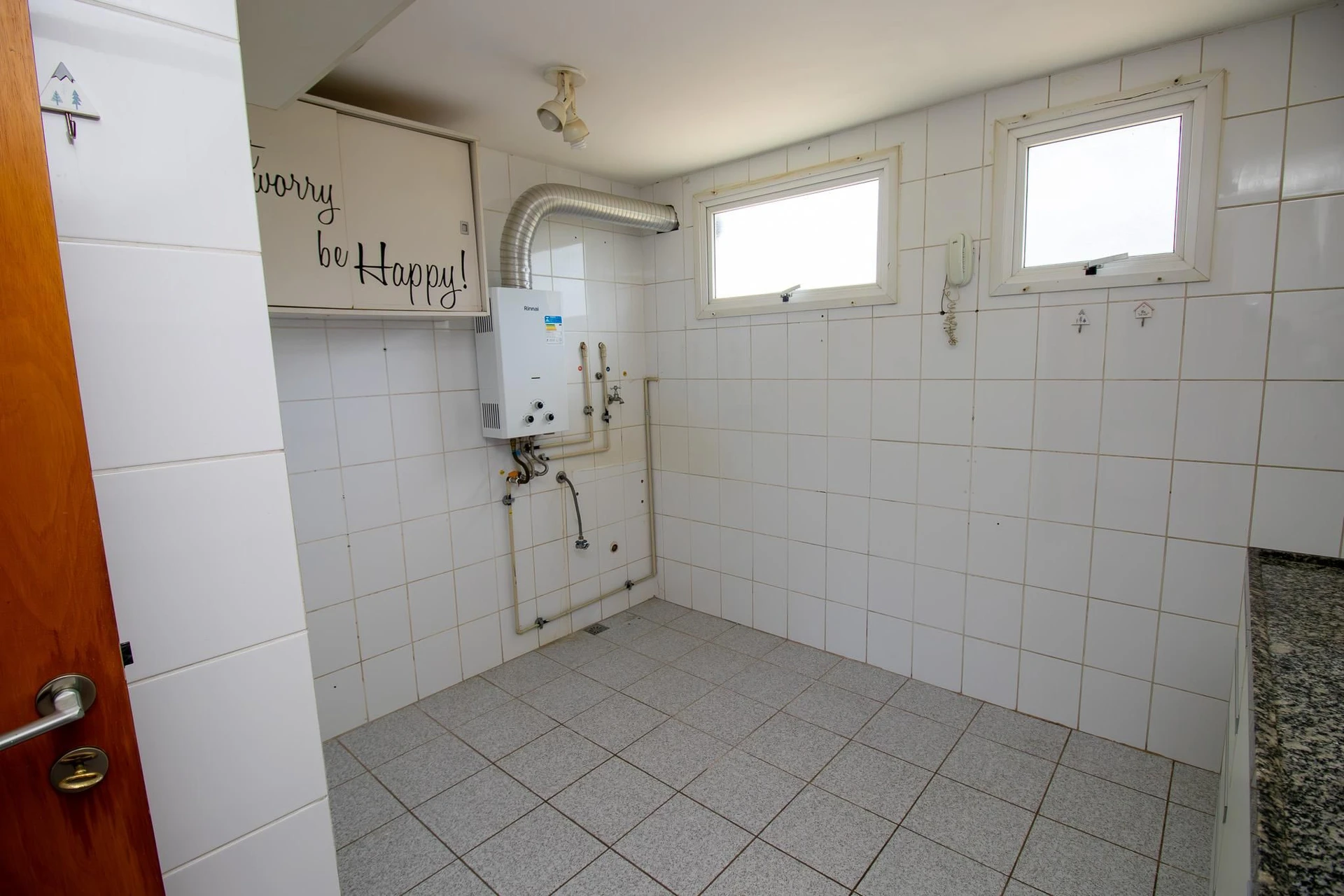 Furnished house with 2 bedrooms and 1 en-suite — photo 33