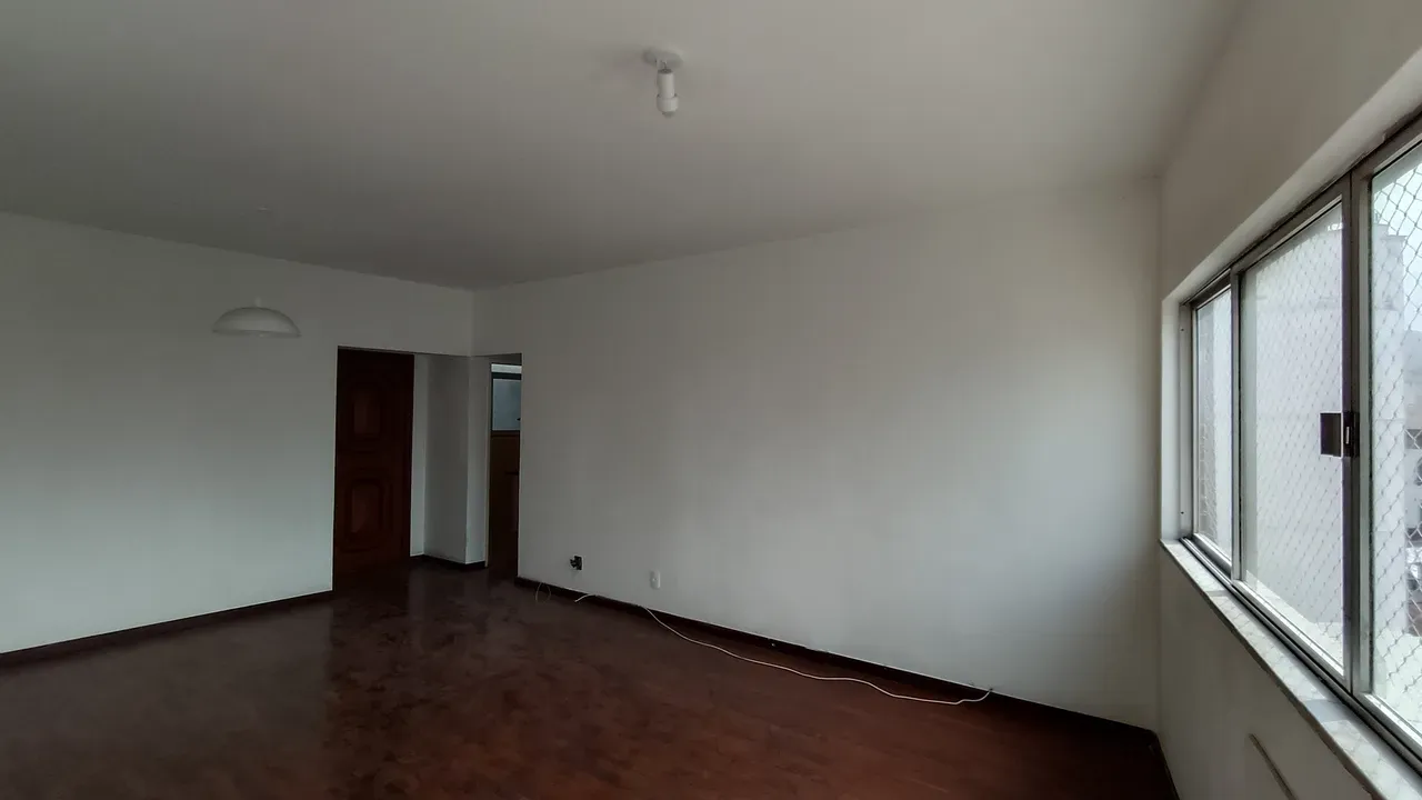 Apartamento no 4º andar com piso de madeira ou laminado — photo 19