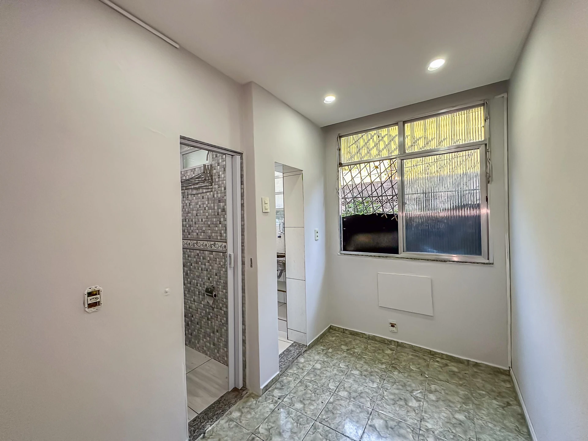 Kitnet sem vaga, com 1 quarto e 1 banheiro — photo 2