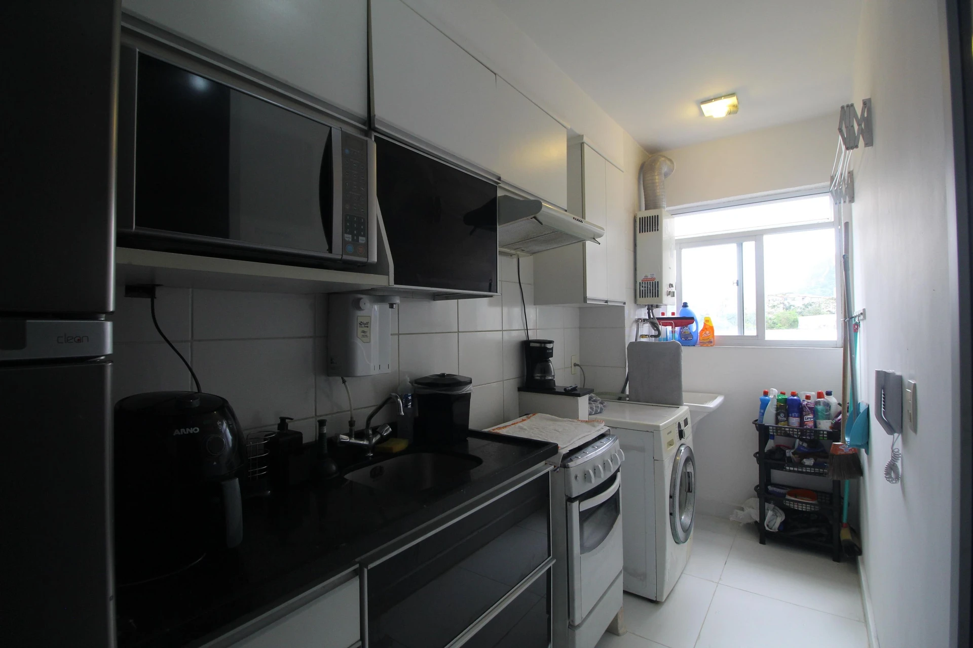 60 m² apartment with a mountain view and a home office — photo 2