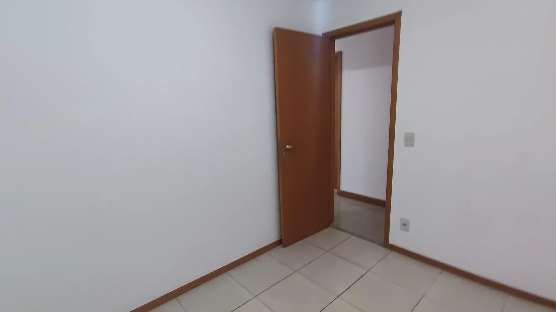 3-bedroom apartment with a mountain view — photo 28