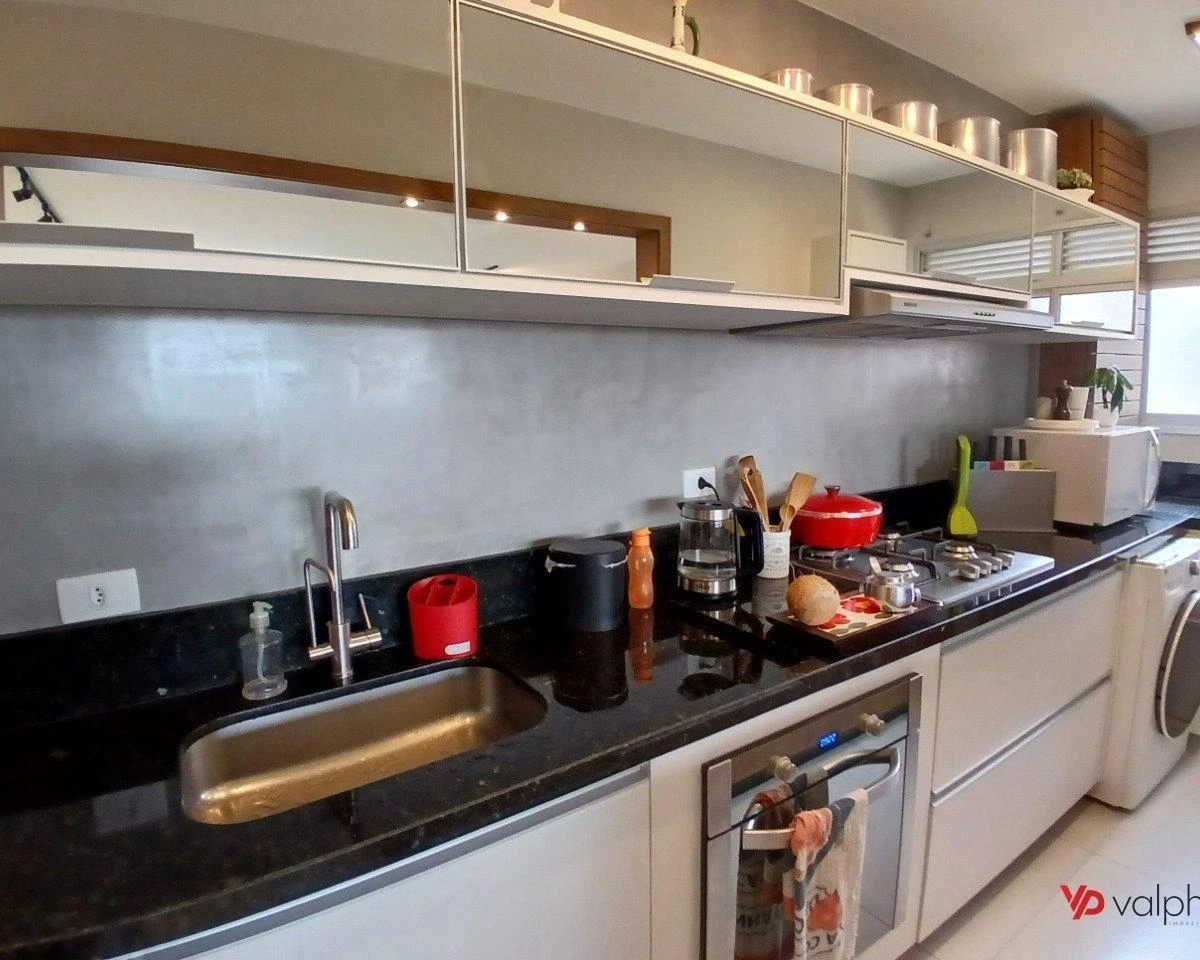 2-bedroom apartment with a washing machine — photo 3