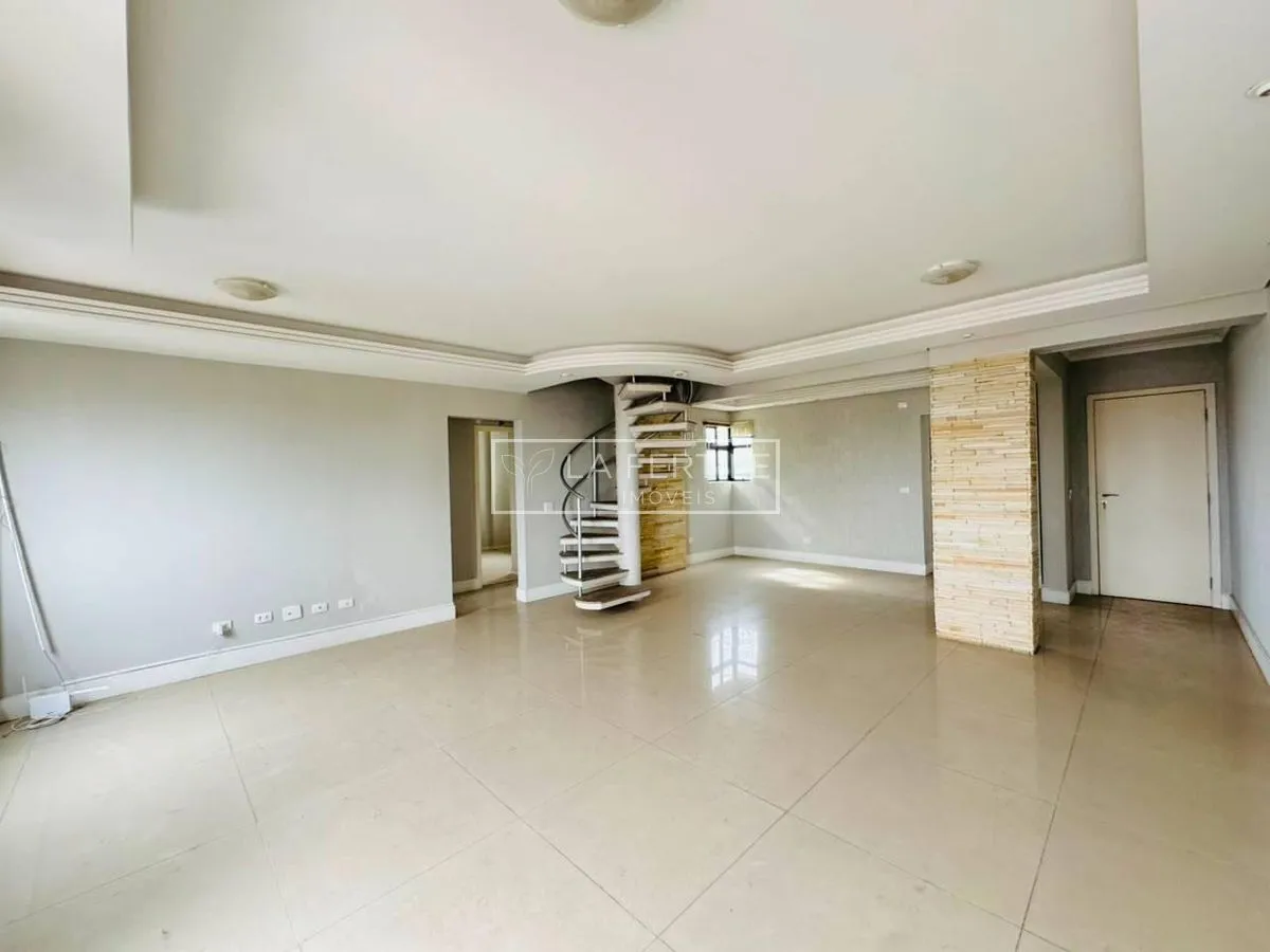 3-bedroom apartment with 4 bathrooms, 184 m² — photo 2