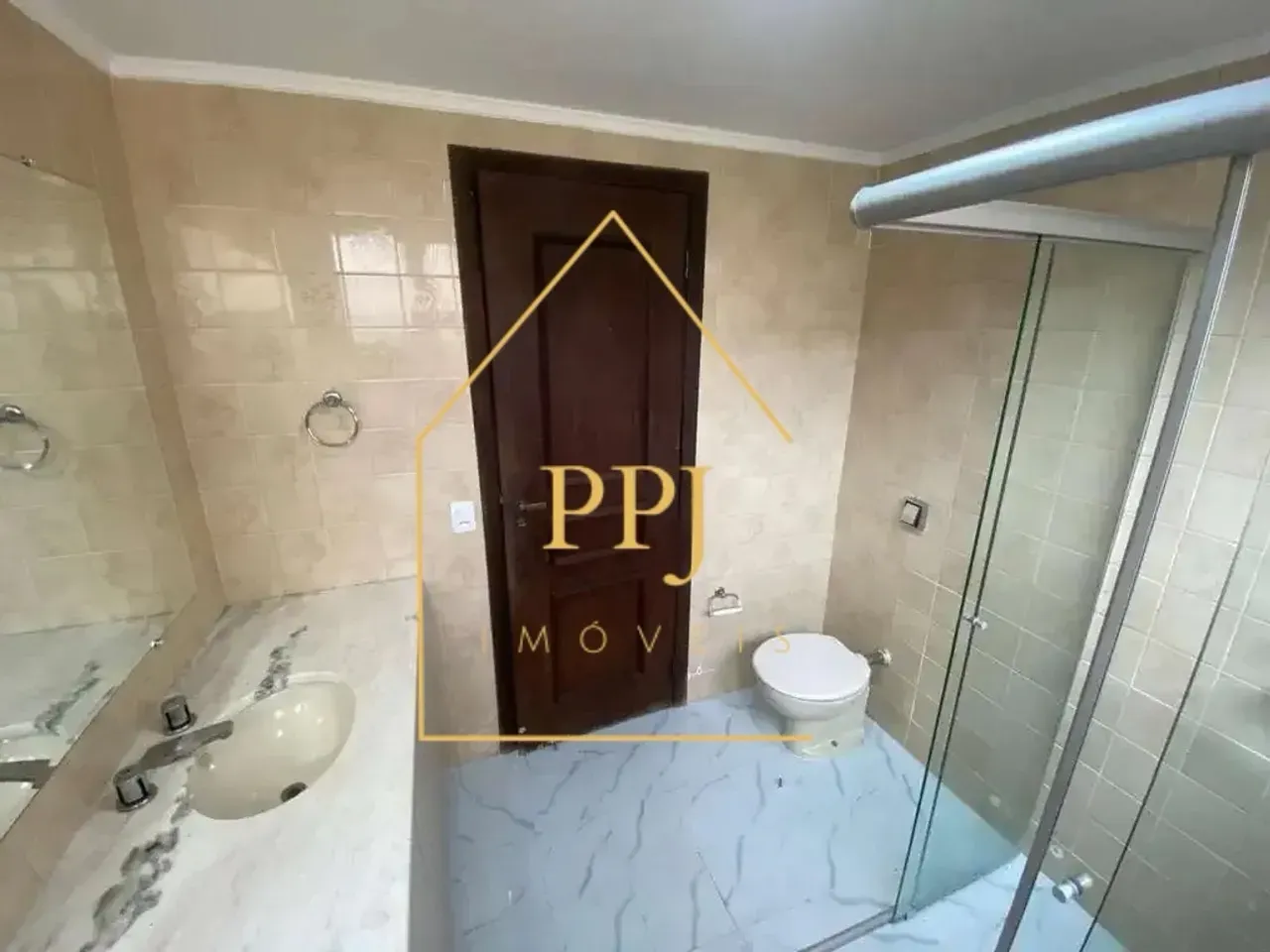 Квартира с 4 спальнями и 4 ванными, 2 парковочных места — photo 21
