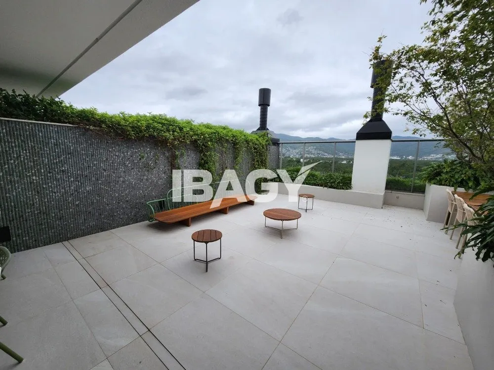 Furnished apartment, 116 m², with a grill on the balcony — photo 47