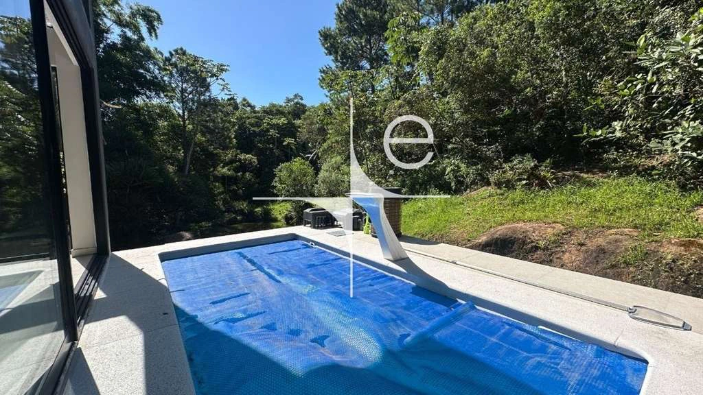 Gated community house with 3 bedrooms and 360 m² — photo 5
