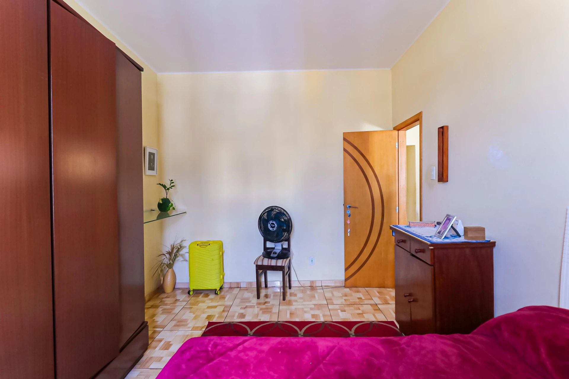 Washing machine in a one-bedroom apartment, 86 m² — photo 25