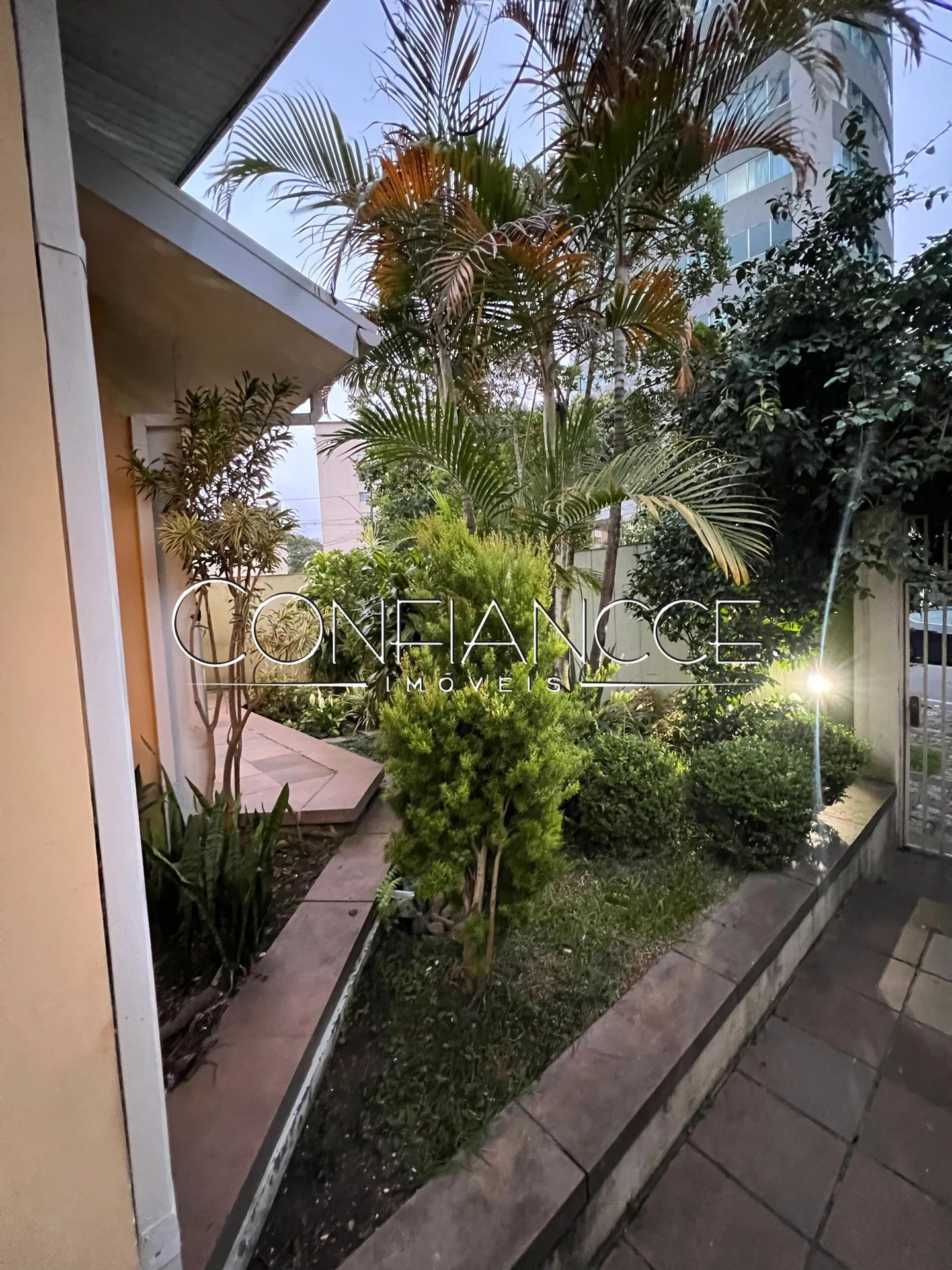 House for rent with 4 bedrooms and 3 bathrooms — photo 48