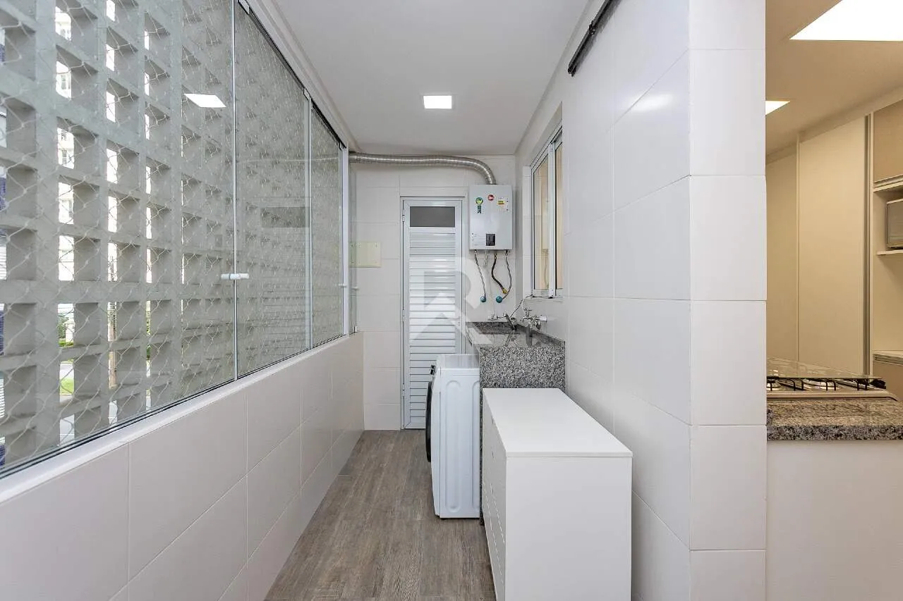 3-bedroom apartment with 140 m² and 1 parking spot — photo 45