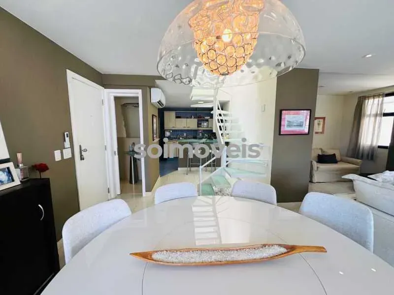 Furnished apartment, 207 m², with floor-to-ceiling windows — photo 15
