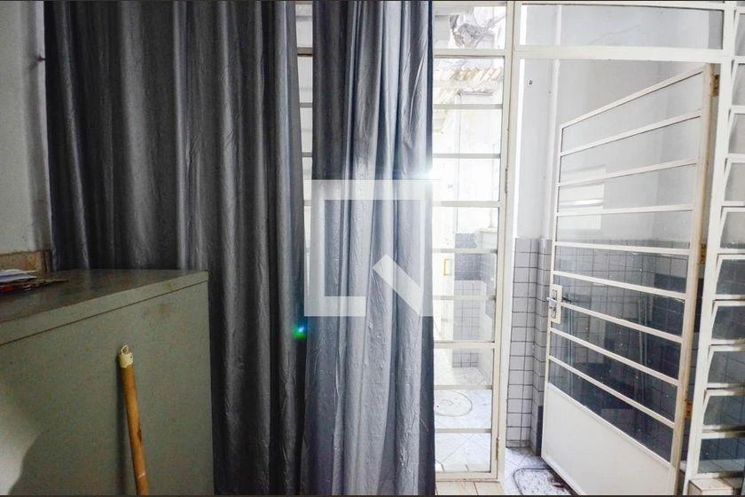 Furnished house with 2 bedrooms and 1 bathroom — photo 28