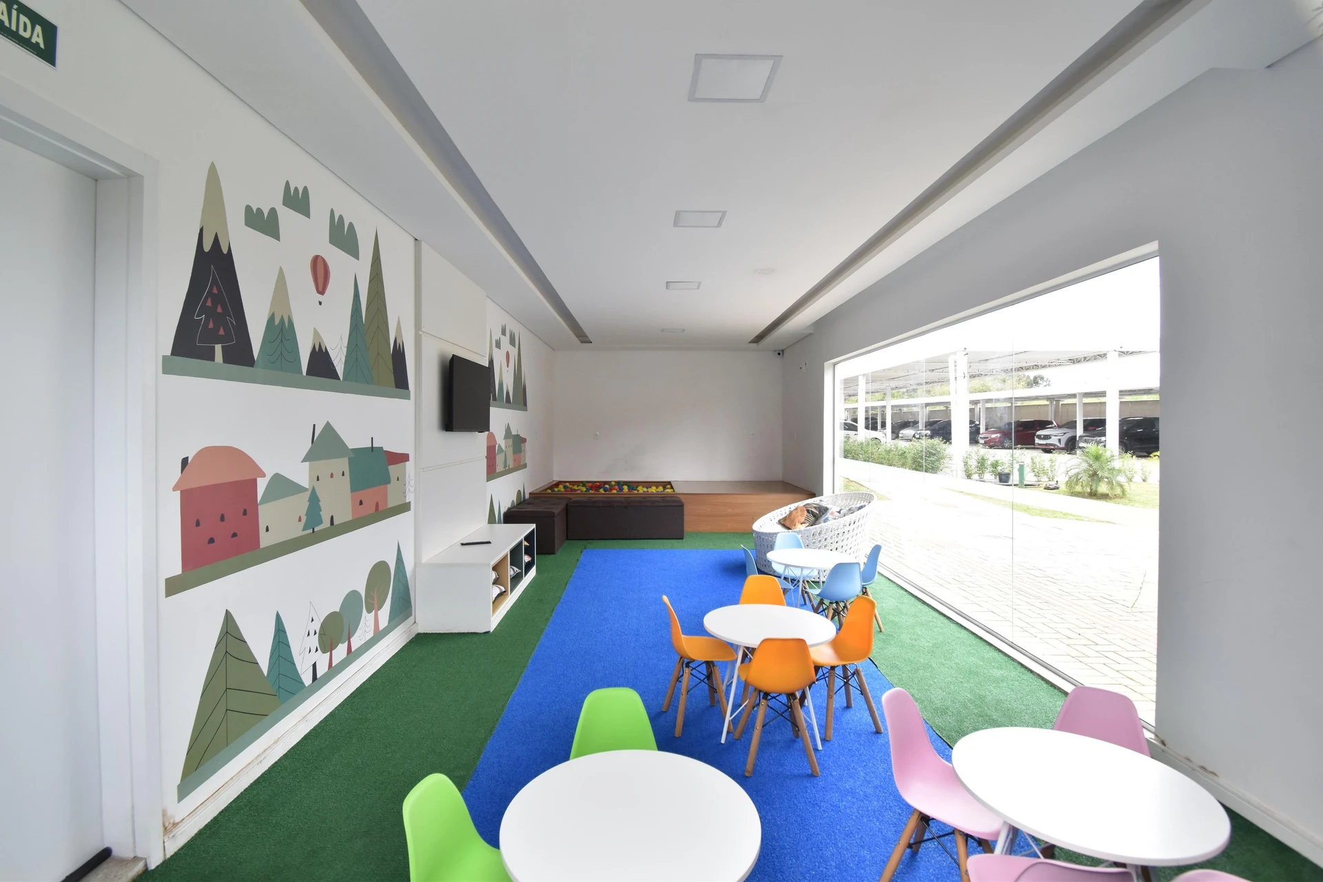 2-bedroom apartment with a home office in Curitiba — photo 11