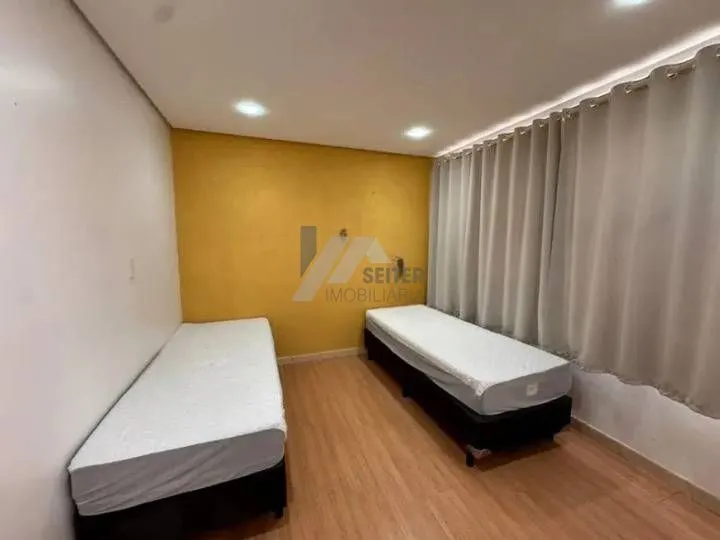Casa amueblada con 5 dormitorios y 480 m² — photo 3