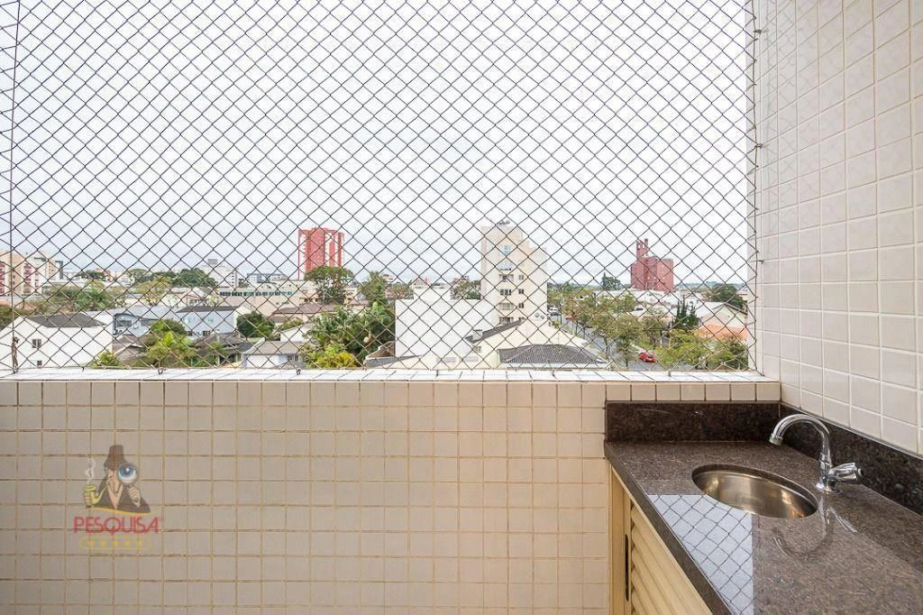 3-bedroom apartment, 1 with its own bathroom, 70 m² — photo 12