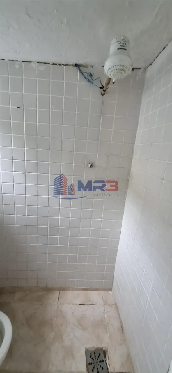 House with 1 bedroom and 1 bathroom, no parking — photo 4