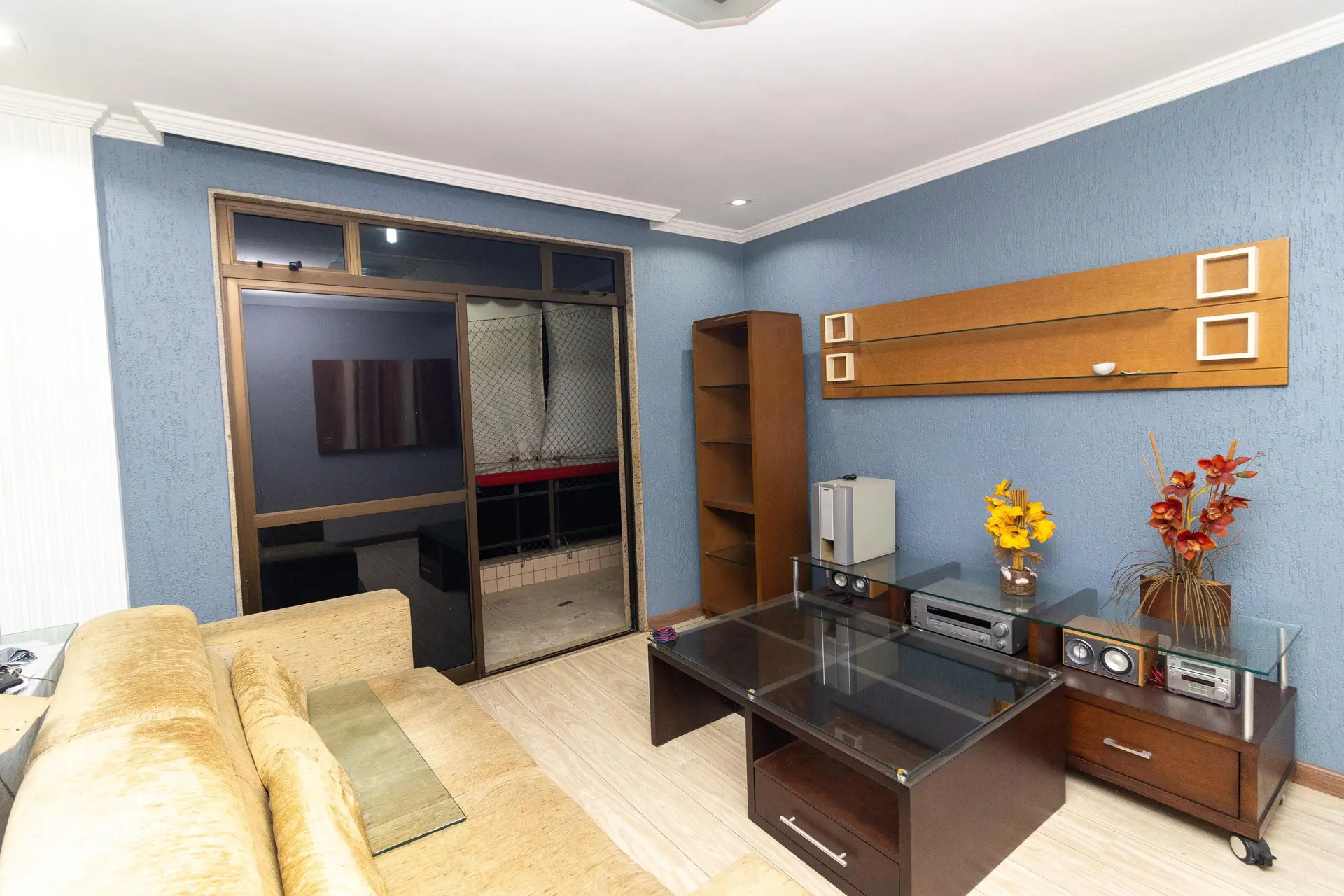 4-bedroom apartment with 2 en-suite bathrooms and garden — photo 8