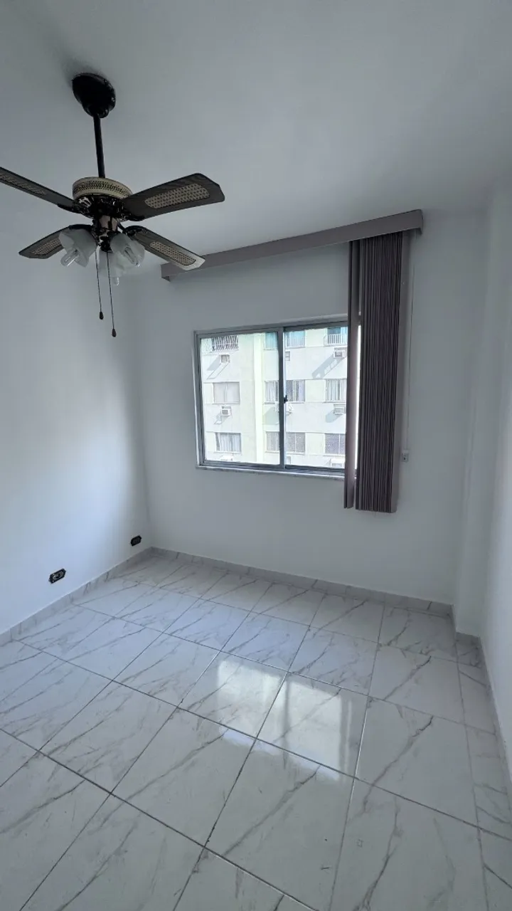 2-bedroom apartment in a building with a gym — photo 15