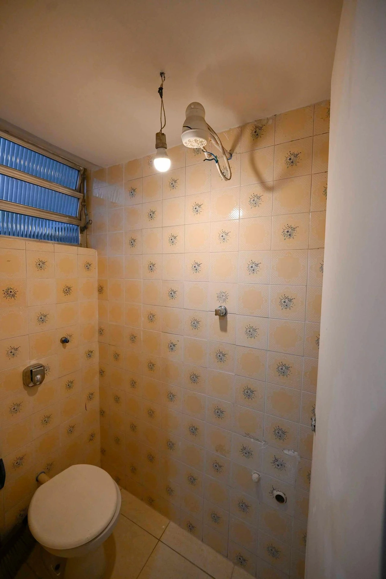 Mountain view in a 2-bedroom apartment, 72 m² — photo 33