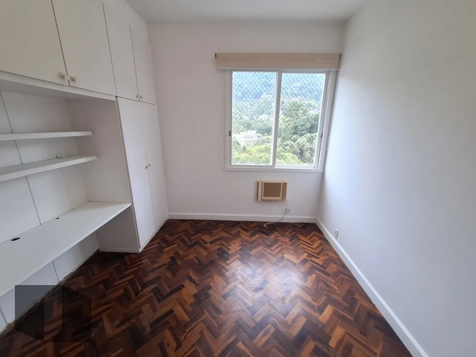 Apartamento com 3 quartos e vista para as montanhas — photo 8