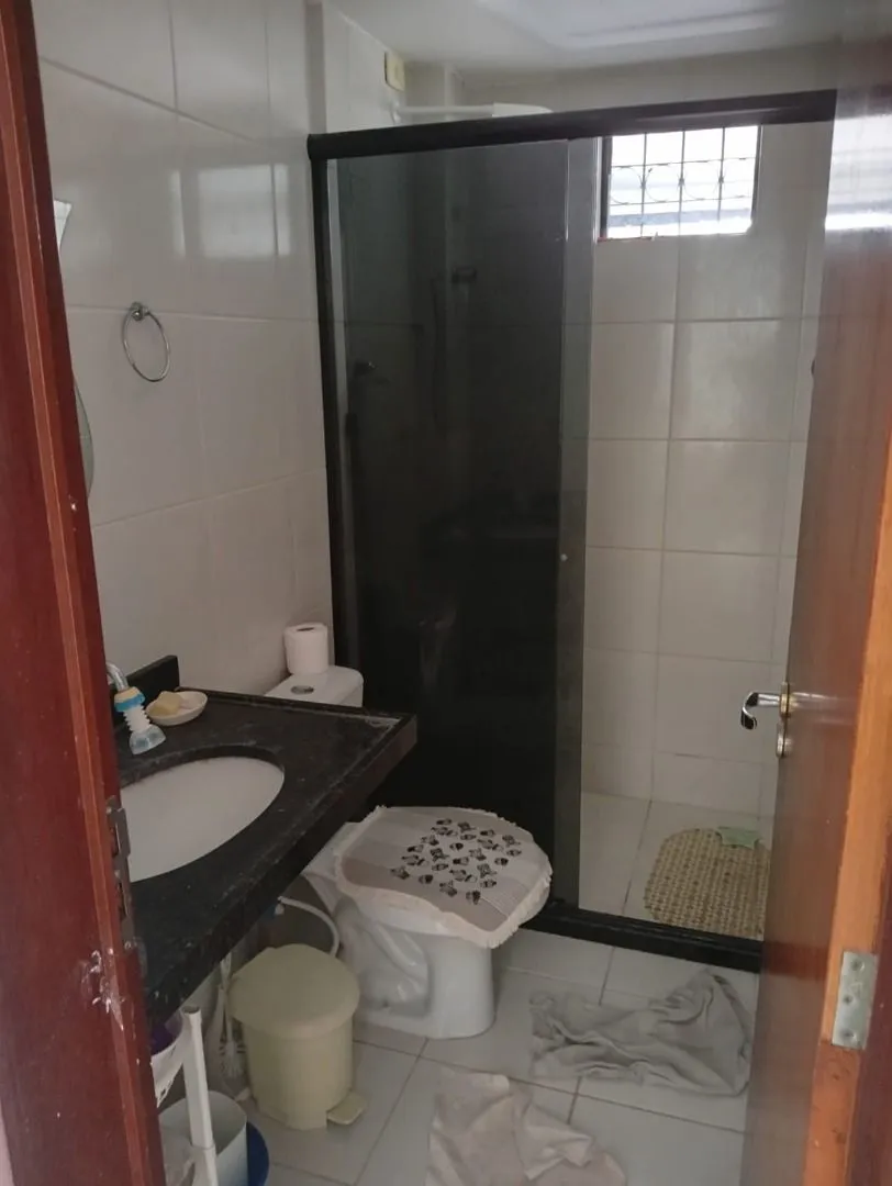Квартира з 2 спальнями, у будинку є басейн — photo 16