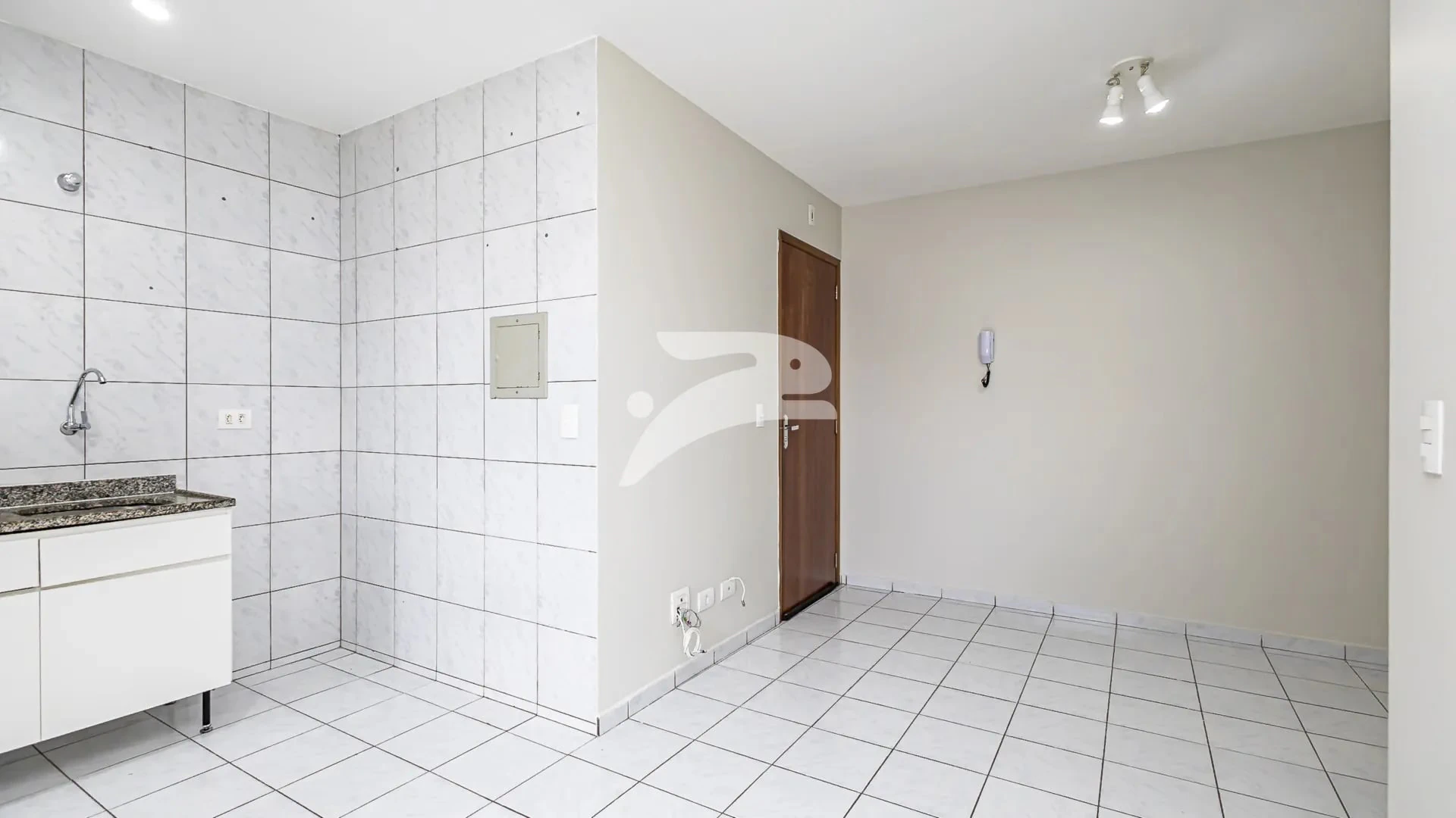 Балкон с грилем и 3 спальни: квартира 56 м² — photo 17