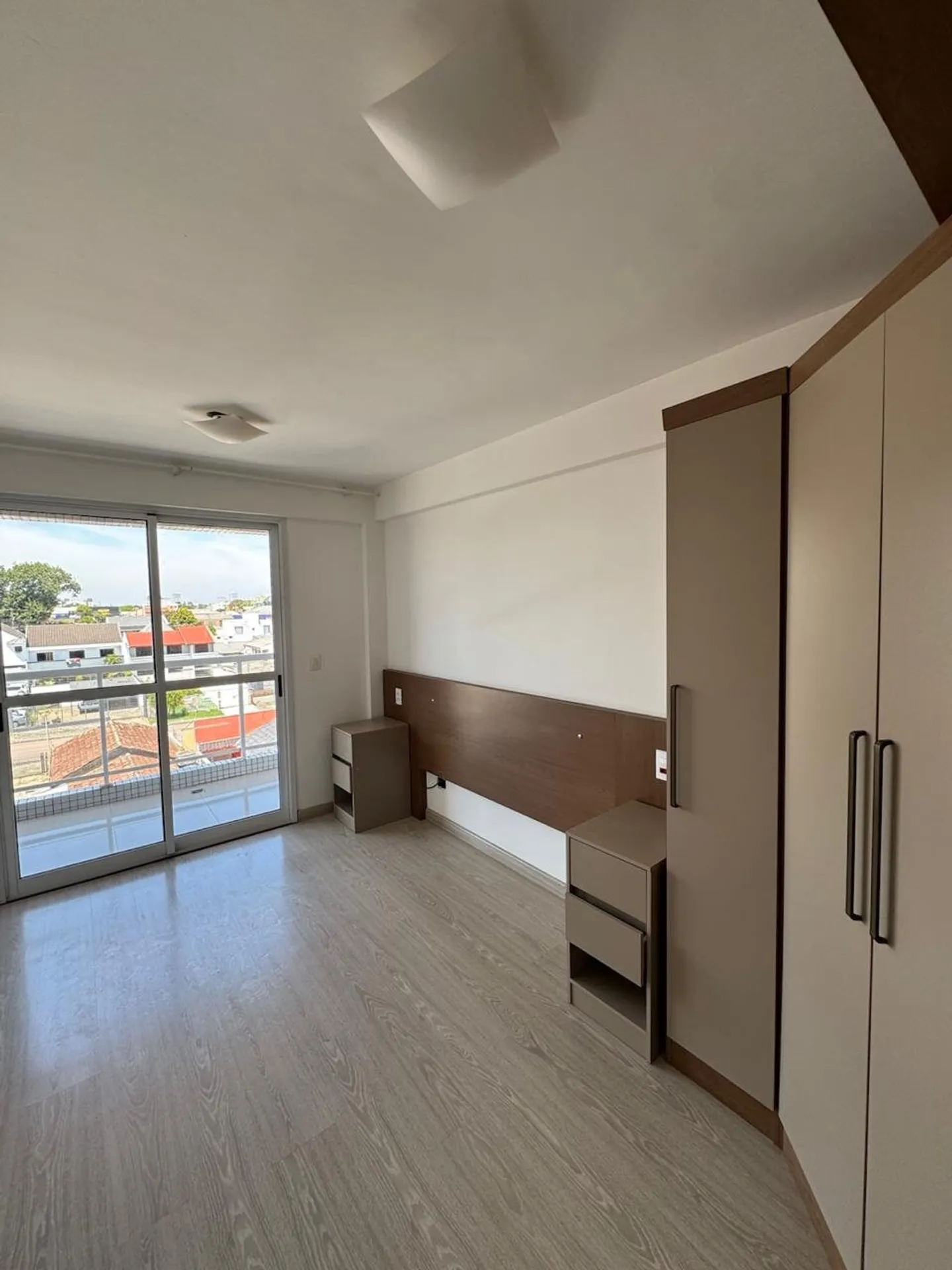 2-bedroom apartment, 1 with its own bathroom, 77 m² — photo 5