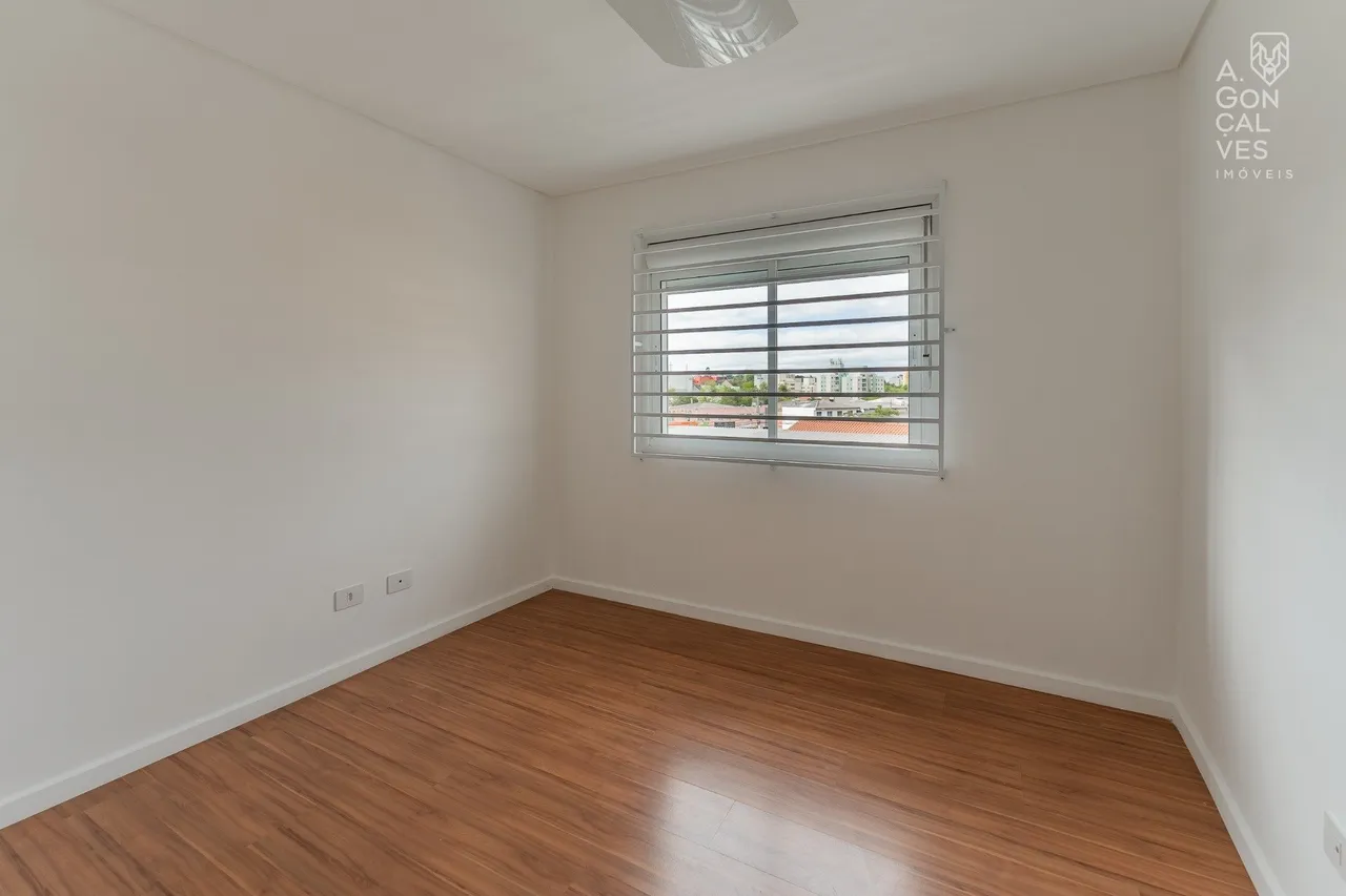 Casa com 3 quartos e 4 banheiros com 3 vagas — photo 9