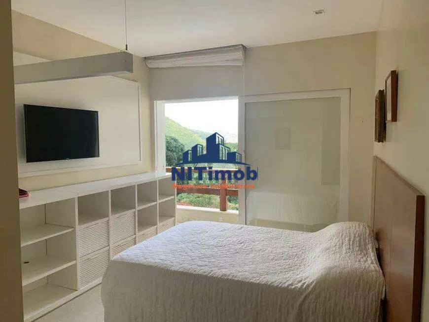 Unfurnished 6-bedroom house with 950 m² — photo 29