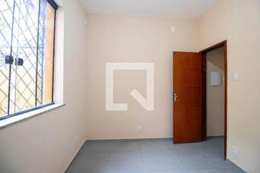 Balcony with a grill in a 2-bedroom house, 100 m² — photo 22