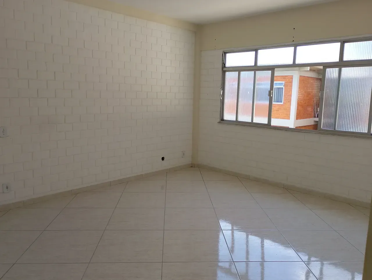 Квартира 65 м² з 2 спальнями та окремою кухнею — photo 9