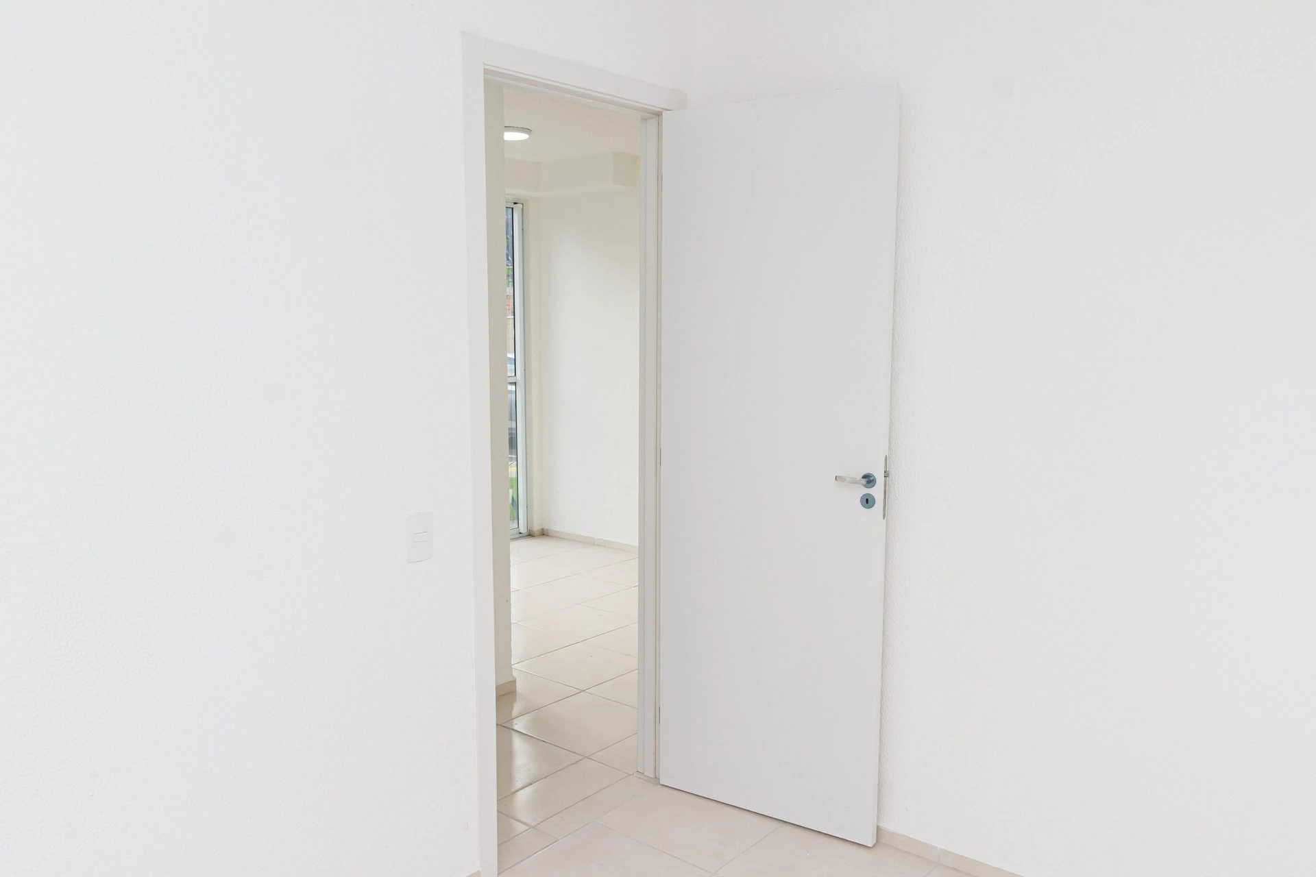 Apartamento de 2 habitaciones con balcón y jardín privado — photo 29