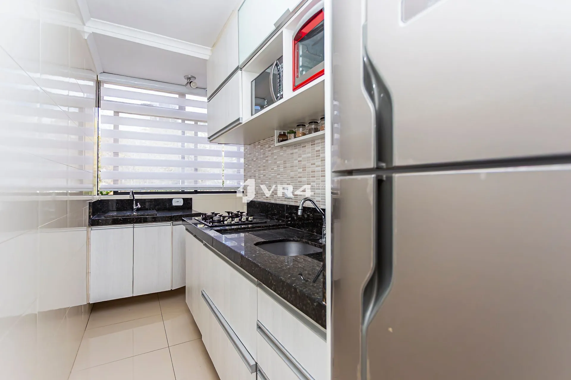 2-bedroom apartment with a washing machine — photo 8