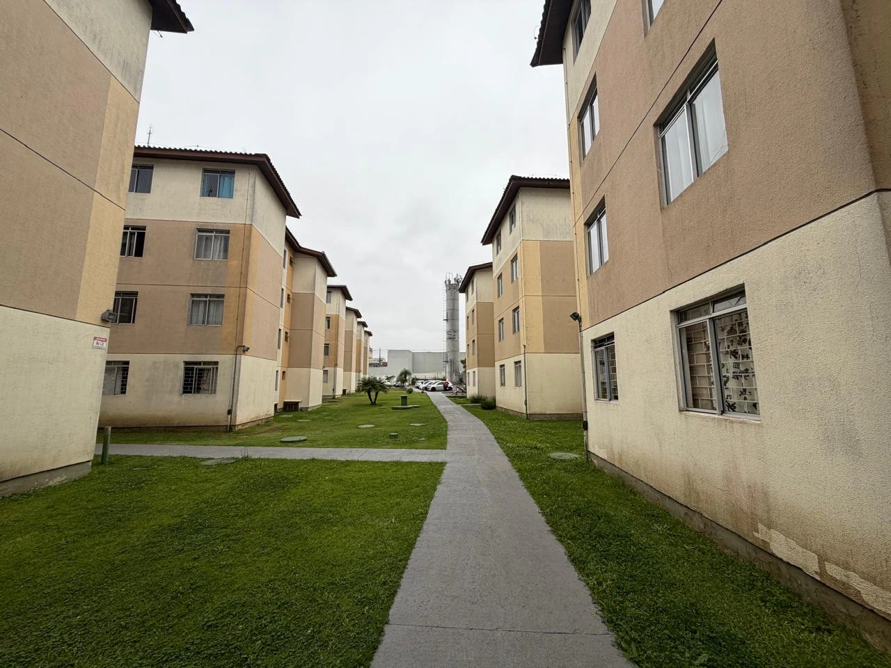 Apartamento com piso de madeira ou laminado, Ganchinho — photo 11