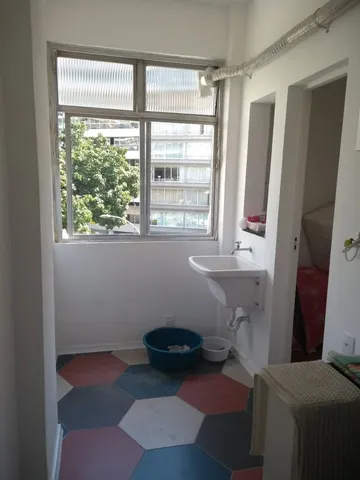Apartamento mobiliado com cozinha fechada e 3 quartos — photo 11
