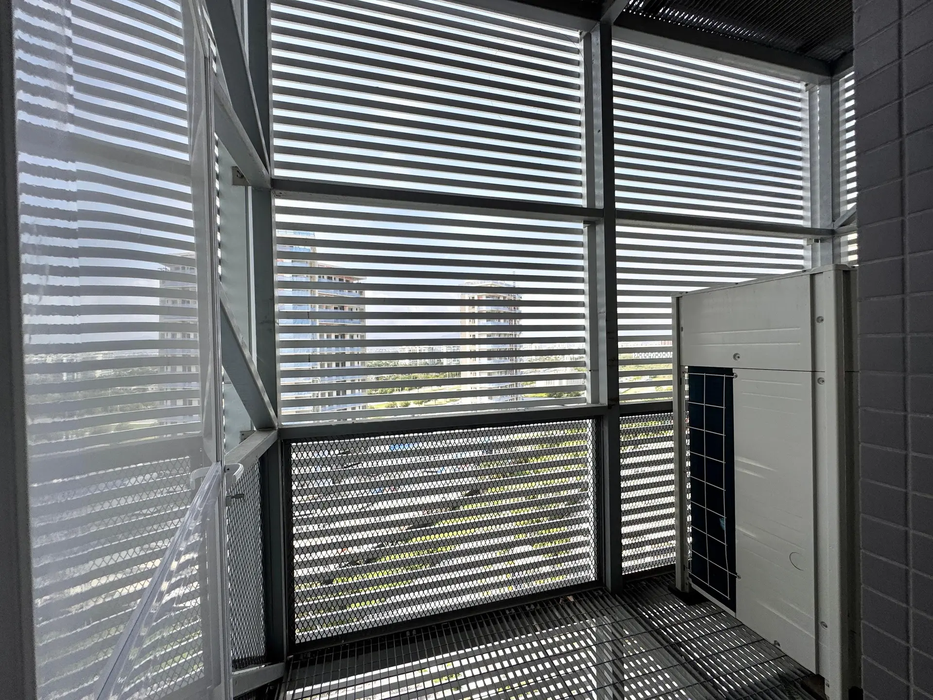 Apartamento mobiliado com 3 suítes e 4 vagas — photo 95