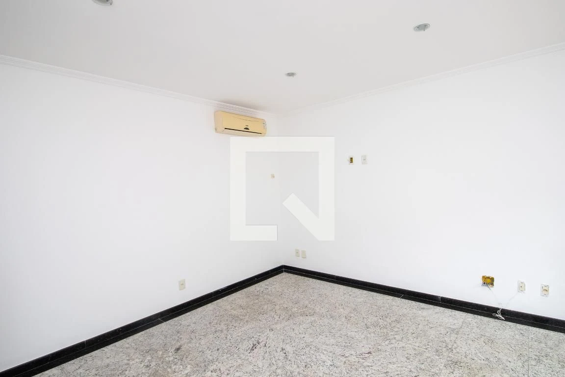 Casa com 3 suítes e quintal privativo com churrasqueira — photo 80