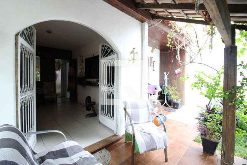 Casa mobiliada com 2 quartos e cozinha a gás — photo 3