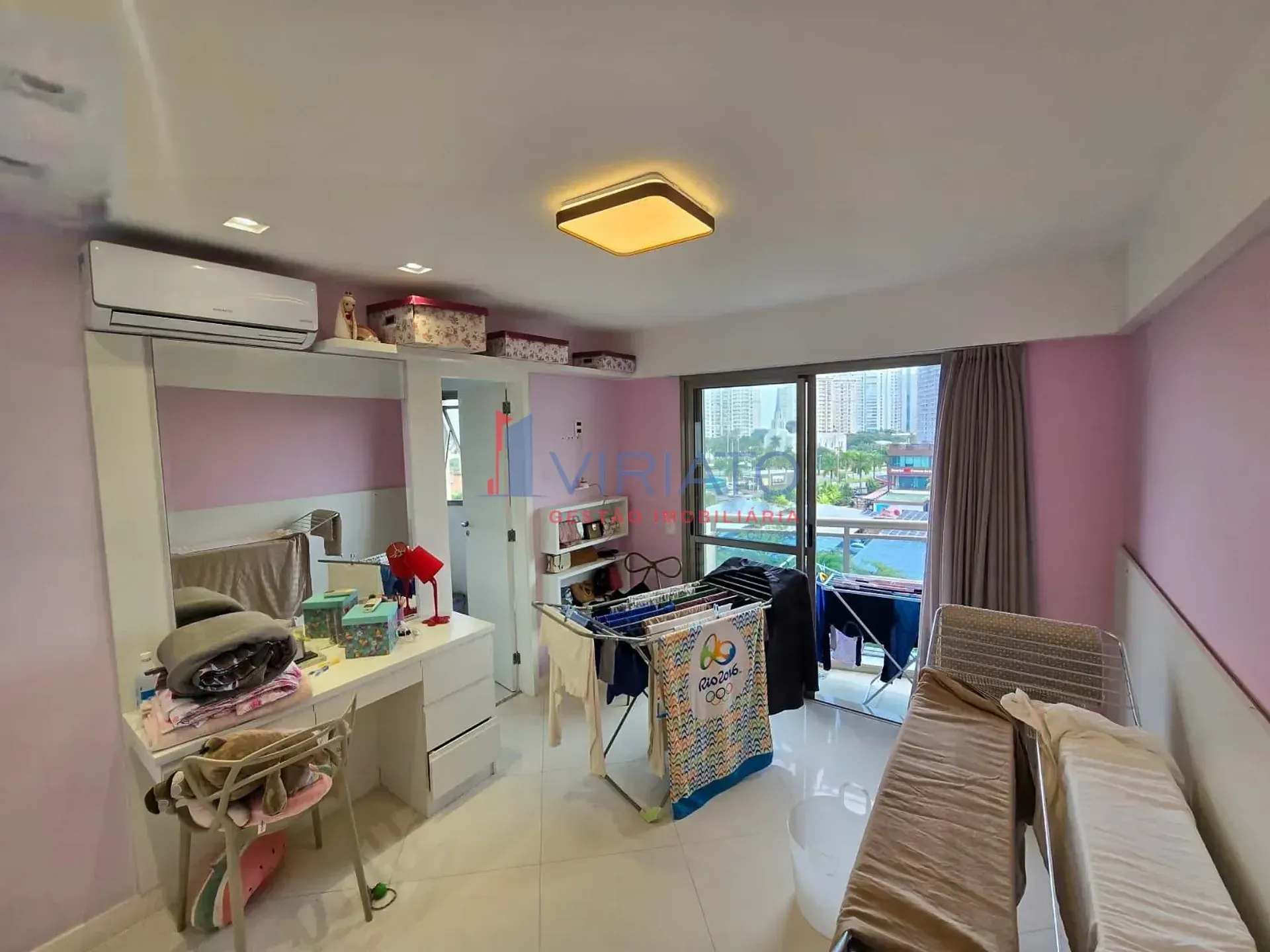 Furnished apartment with 4 bedrooms and 5 bathrooms — photo 26