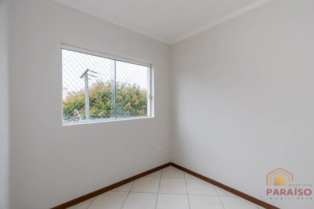 Rental apartment with 2 bedrooms and a balcony — photo 3